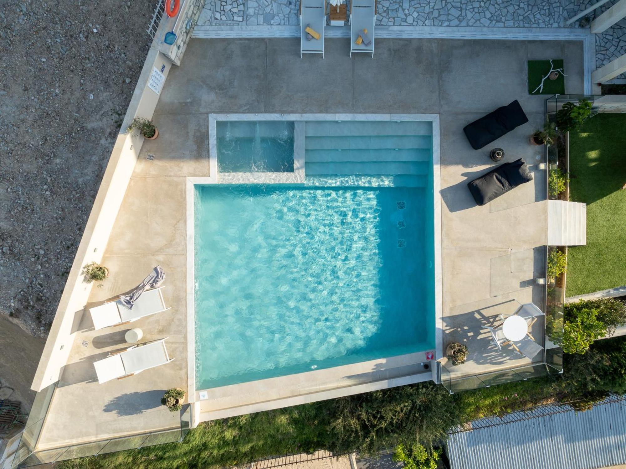 Amazing View Villa Aliki With Infinity Pool & Spa Лигария Екстериор снимка