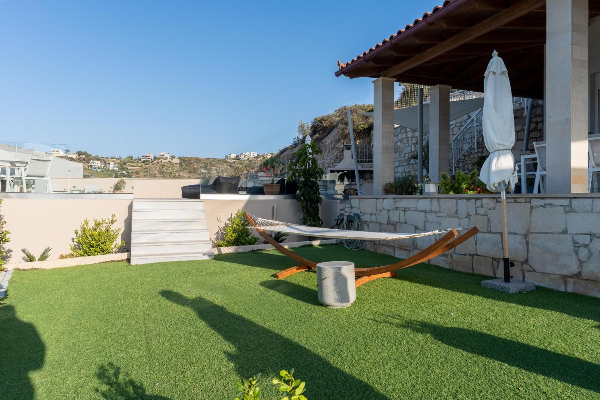 Amazing View Villa Aliki With Infinity Pool & Spa Лигария Екстериор снимка