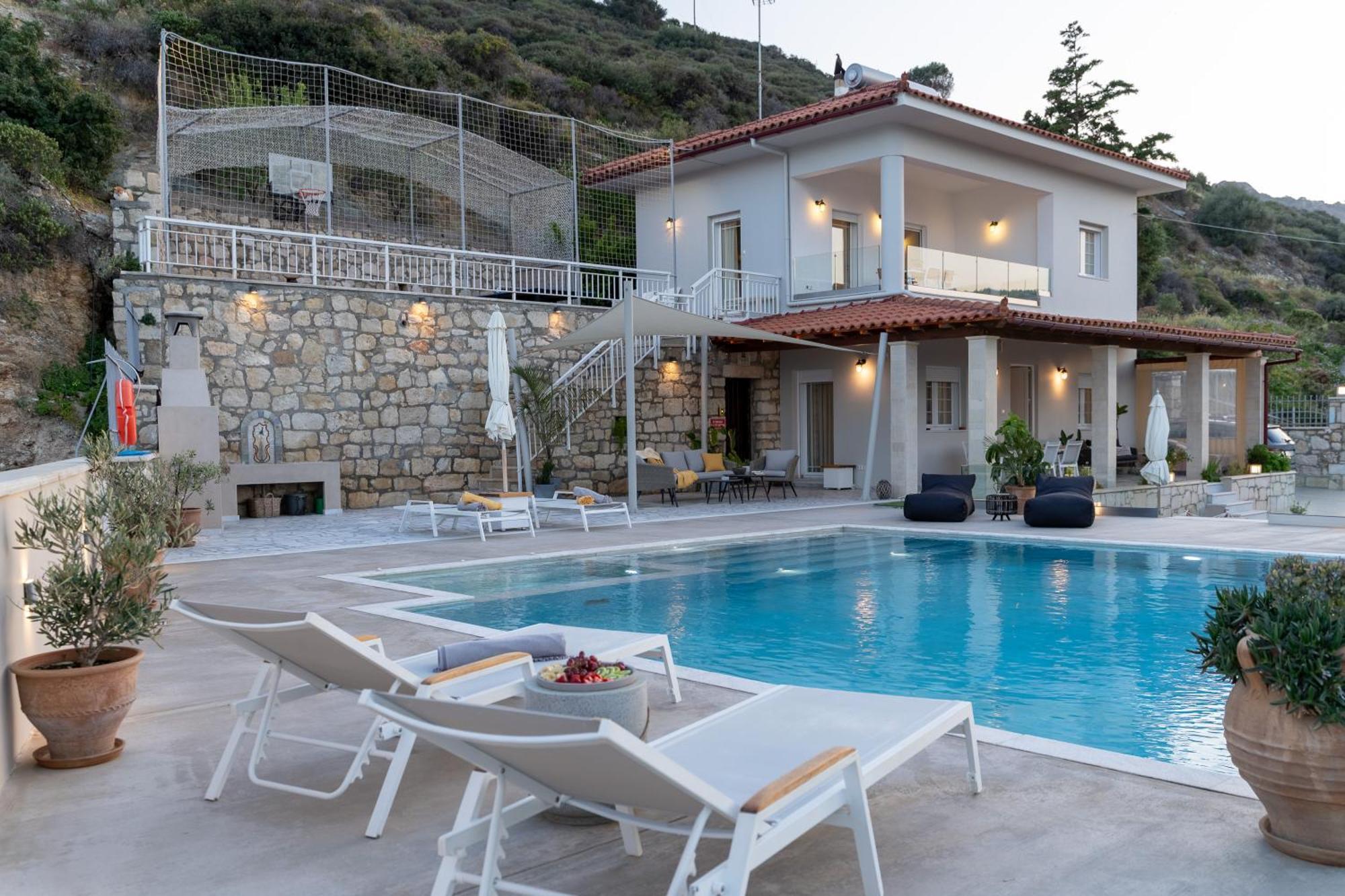 Amazing View Villa Aliki With Infinity Pool & Spa Лигария Екстериор снимка